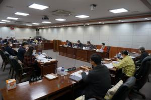 동해시의회, 산적한 지역 현안 대응 논의