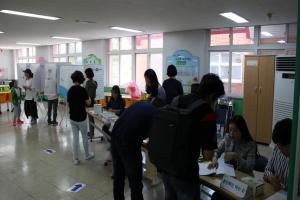 제8회 지방선거 강원도내 사전투표율 25.20%, 33만여 명 참여