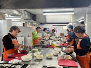 봉화군, 치매가족 돌봄부담 완화를 위한 ‘행복채움 요리교실’운영